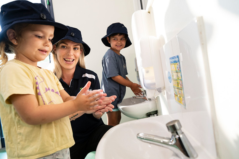 Washing hands before meal time